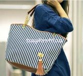 Bolsa listrada com detalhes Estilo Marinheiro