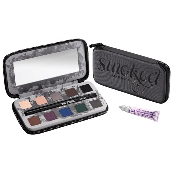 Paleta de sombras SMOKED com primer.